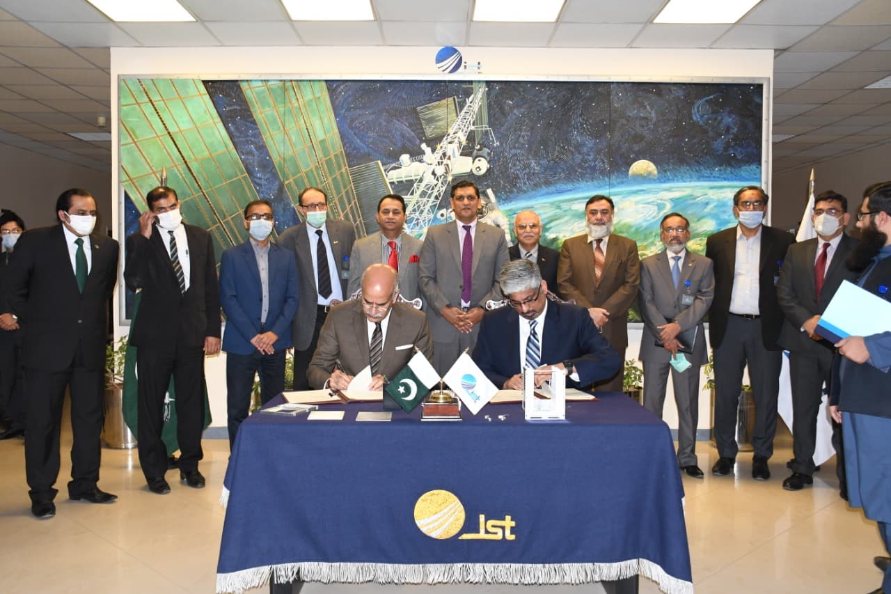 Signing of MoU with the Institute of Space Technology (IST)